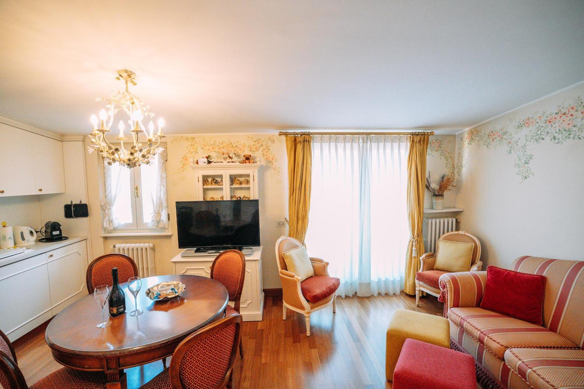 Suite Romantic Vista Lago Stresa Extérieur photo